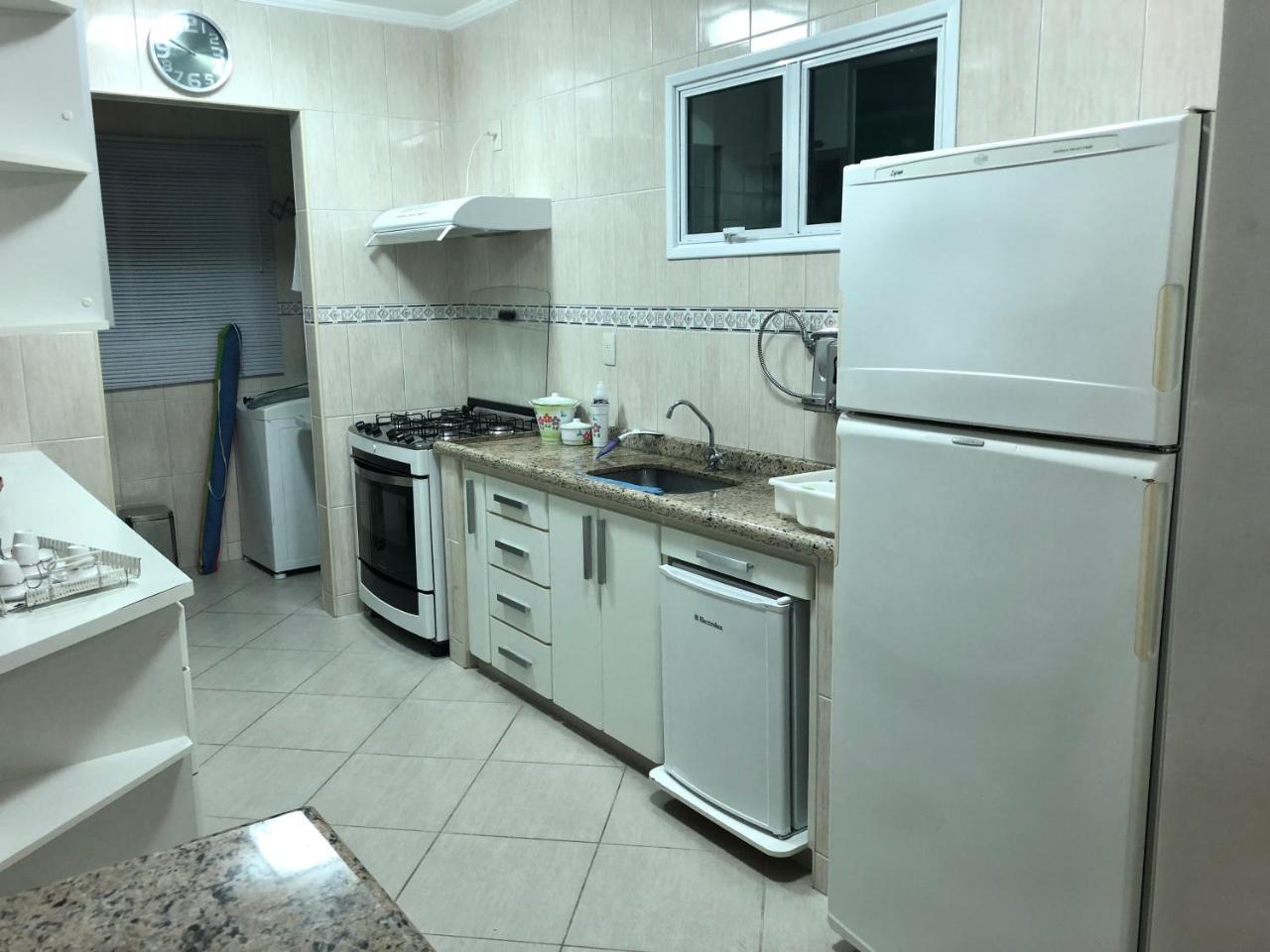 Condominio Grand Beach Ubatuba Exteriör bild