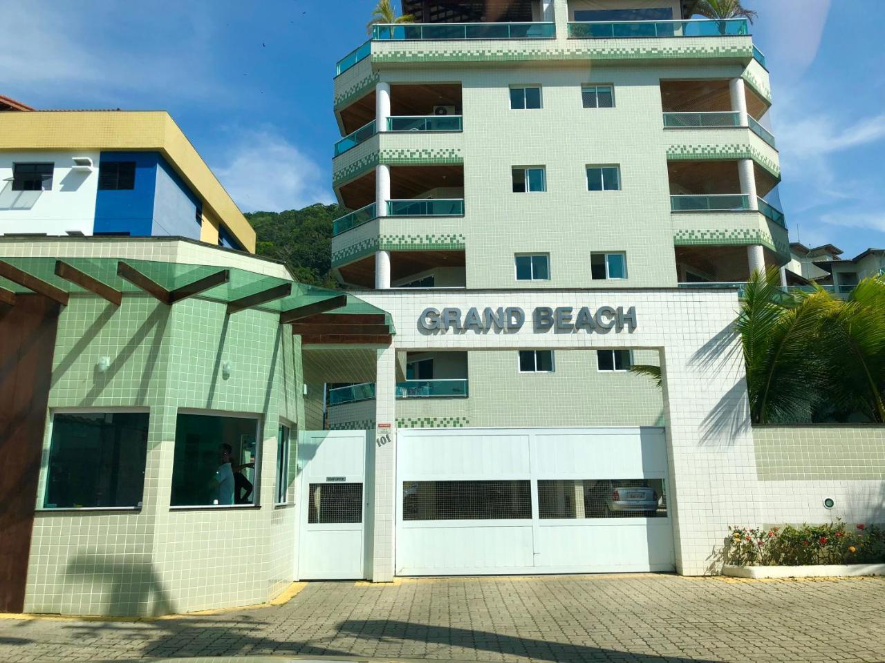 Condominio Grand Beach Ubatuba Exteriör bild